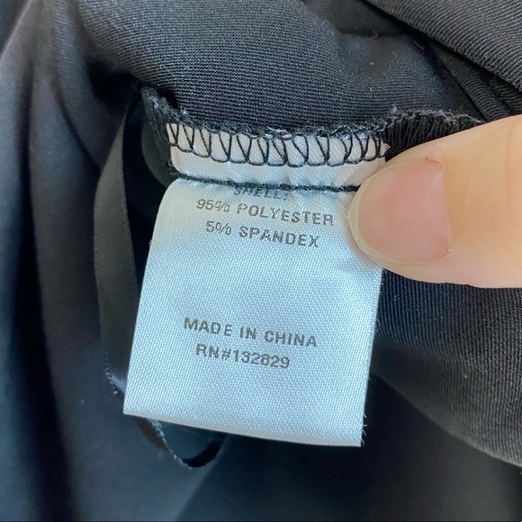 Superdown Helene Black Tie Strap Layered Top - Picture 8 of 8